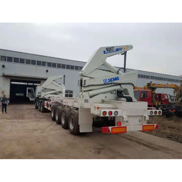 Jaké jsou intervaly výměny hydraulického oleje a normy čistoty pro čtyřnápravový jeřábový návěs s bočním zdvihem s motorem?